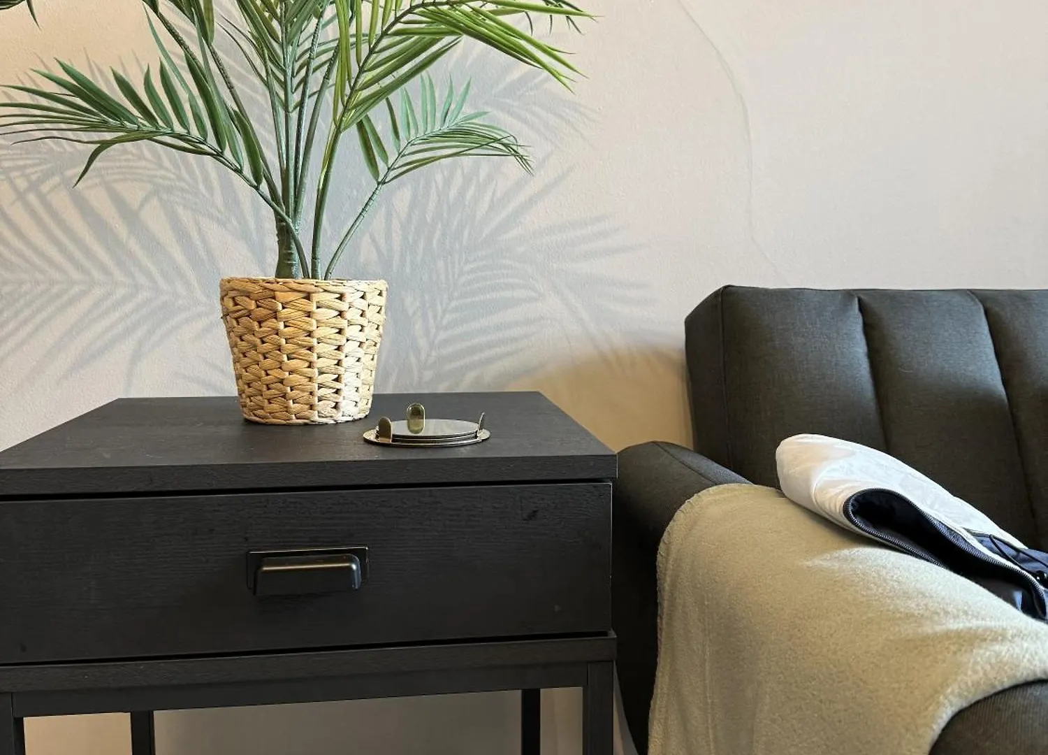 City Centre - 2Br Apt - Free Parking - Long Stays Nottingham 0*,  United Kingdom